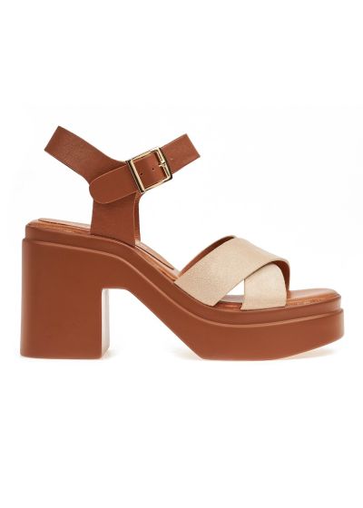 Sandals with criss cross straps - Beige