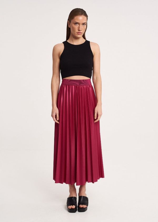 Pleated skirt with gloss texture - Fuchsia